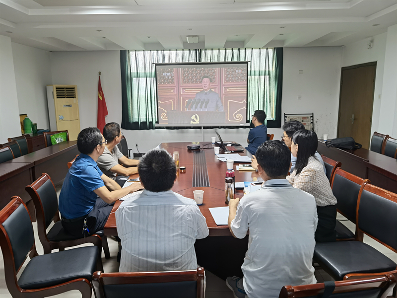 1630034458495311.jpg 读书会1 (4).jpg